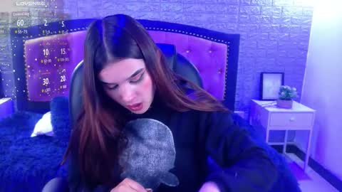 natalie  online show from October 2025 02:52:01 AM