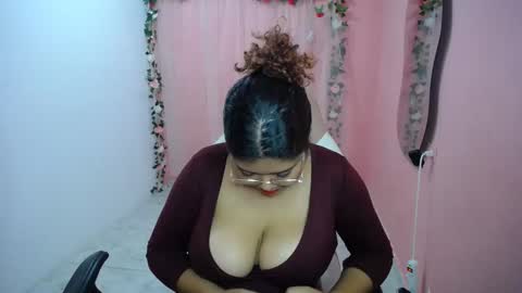 natalie_tits1 online show from September 2025 09:04:01 PM