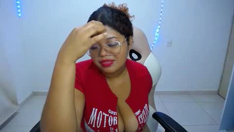 natalie_tits1 online show from December 2025 06:01:02 AM