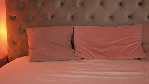 Natalie online show from October 2025 02:09:02 AM