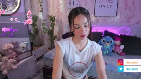 Snapshot of nataly_29 chatting on December 2024 11:28:02 PM MissNatis online show from December 2024 11:28:02 PM