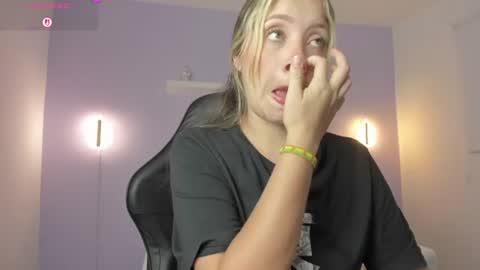 Nataly online show from July 2026 07:57:01 PM