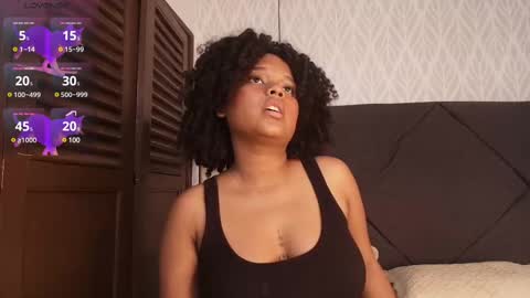 Snapshot of nataly_velez chatting on February 2025 04:04:02 PM Naty online show from February 2025 04:04:02 PM