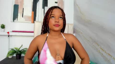 Snapshot of nataly_velez chatting on September 2025 07:37:01 PM Naty online show from September 2025 07:37:01 PM
