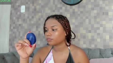 Snapshot of nataly_velez chatting on September 2025 12:08:02 PM Naty online show from September 2025 12:08:02 PM