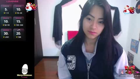 Nataly Escobar online show from January 2025 01:31:01 PM