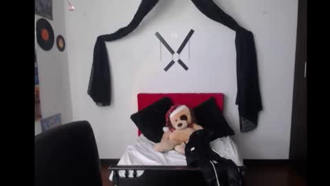 Nataly Escobar online show from January 2025 06:19:01 PM