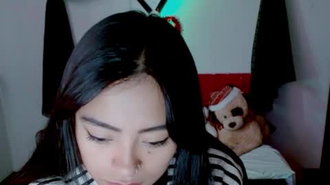 Nataly Escobar online show from February 2025 11:52:01 AM