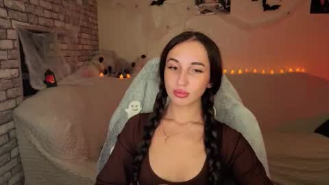 Nataly online show from October 2025 10:32:02 PM