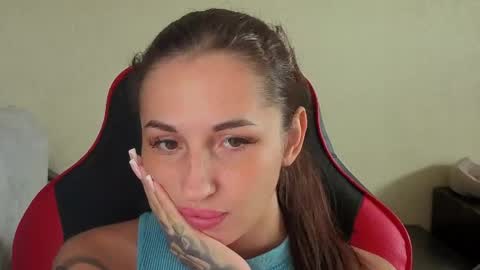 Snapshot of natalyfreman chatting on May 2026 06:54:02 AM Nataly online show from May 2026 06:54:02 AM
