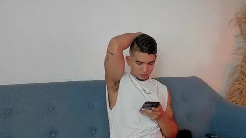 natan_77 online show from December 2025 01:05:02 PM