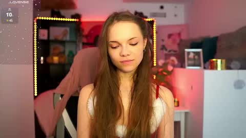Snapshot of natasha__malkova chatting on December 2024 07:26:02 PM natasha__malkova online show from December 2024 07:26:02 PM