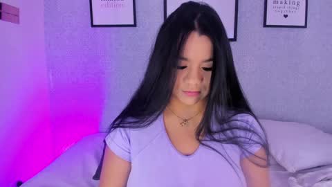 Snapshot of natasha_harpper chatting on January 2025 01:28:01 PM Natasha online show from January 2025 01:28:01 PM