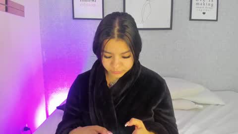 Snapshot of natasha_harpper chatting on January 2025 12:53:01 PM Natasha online show from January 2025 12:53:01 PM