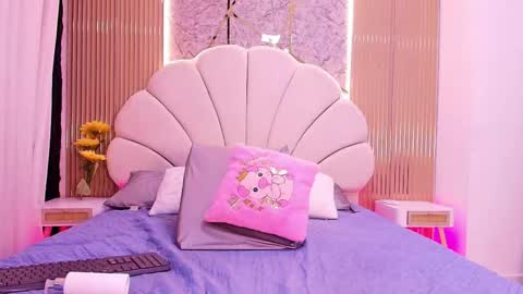 Natasha online show from April 2026 07:11:02 PM