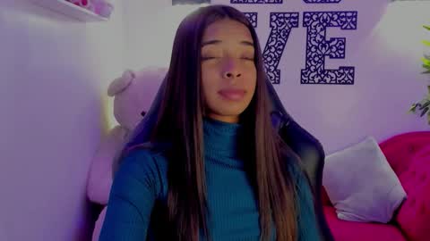 Natasha  online show from March 2026 05:52:01 PM