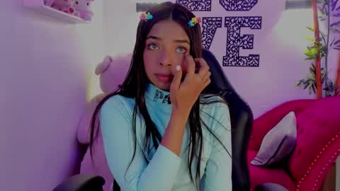 Natasha  online show from March 2026 07:20:02 PM