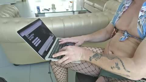 ownedbythw bestgoddess online show from June 2026 09:37:01 AM