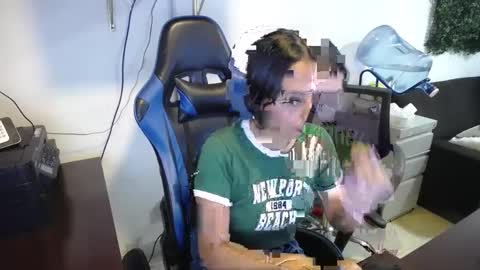 Snapshot of natashax_hot chatting on February 2025 07:35:01 PM Natashax online show from February 2025 07:35:01 PM