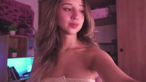 Natasha Independent model online show from March 2026 03:13:01 AM