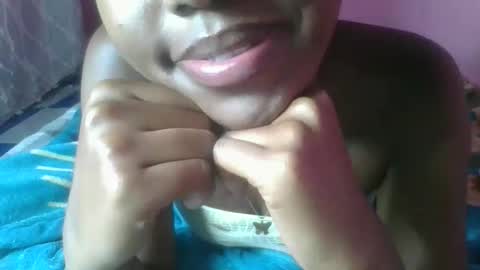 nathalia069 online show from February 2026 06:12:02 PM