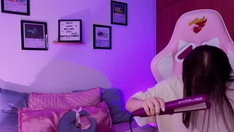 Nathalia Ramirez online show from March 2026 02:35:02 AM