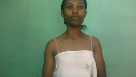 nathalie004 online show from October 2025 07:49:01 AM