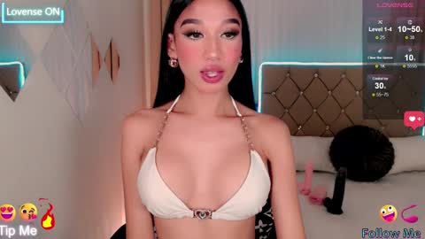   please follow me guyss online show from February 2025 10:07:02 PM