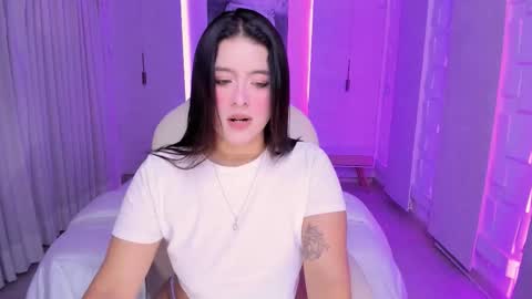 Snapshot of nathalie_rivers chatting on October 2025 11:11:02 AM NATHALIE online show from October 2025 11:11:02 AM