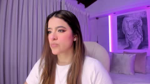 Snapshot of nathalie_rivers chatting on December 2025 11:05:01 AM NATHALIE online show from December 2025 11:05:01 AM