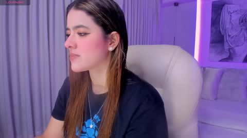 Snapshot of nathalie_rivers chatting on December 2025 11:06:02 AM NATHALIE online show from December 2025 11:06:02 AM