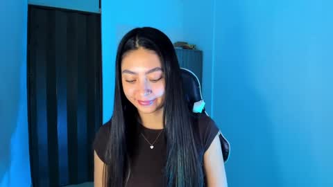 Snapshot of nathalie_rose chatting on September 2025 05:23:01 AM Nathalie online show from September 2025 05:23:01 AM