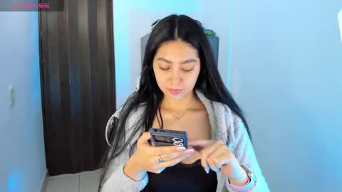 Snapshot of nathalie_rose chatting on December 2025 05:02:01 AM Nathalie online show from December 2025 05:02:01 AM