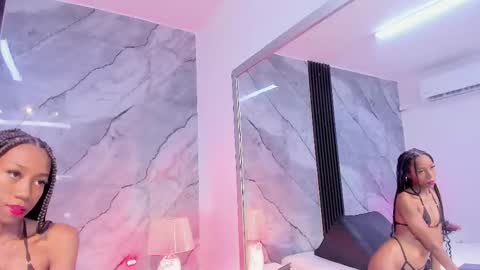 Nathaly online show from September 2025 12:08:02 PM