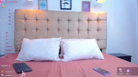 Snapshot of nathaly_rose__ chatting on February 2025 01:30:02 AM nathaly_rose__ online show from February 2025 01:30:02 AM