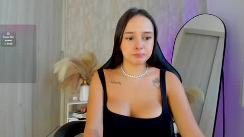 Snapshot of nathalyxx_ chatting on June 2026 12:02:01 PM nathalyxx_ online show from June 2026 12:02:01 PM