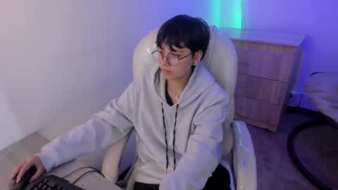 nathalyy_ds online show from November 2025 01:03:01 PM