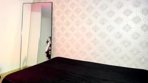 nathan_baker__ online show from November 2025 11:33:02 AM