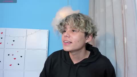 nathanbell1 online show from October 2025 04:43:02 AM
