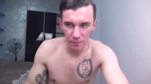 nathann92 online show from December 2025 09:45:01 PM