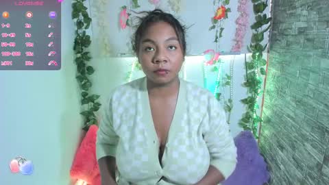 Naty online show from September 2025 10:15:02 PM