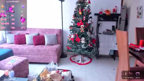 Naty online show from November 2025 07:13:02 PM