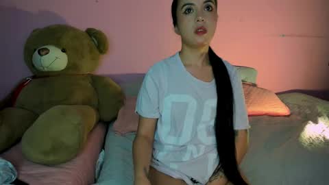 Snapshot of nathy_8 chatting on February 2025 03:56:02 AM Nathalia online show from February 2025 03:56:02 AM
