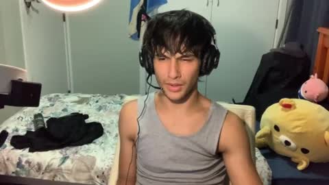 native_boy2 online show from December 2025 08:20:02 AM