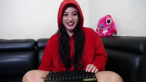 Natty online show from November 2025 04:22:02 AM