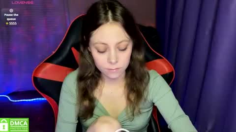Snapshot of natural_babe666 chatting on June 2026 10:34:01 PM natural_babe666 online show from June 2026 10:34:01 PM