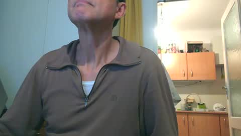 naturista25 online show from November 2025 03:23:02 PM