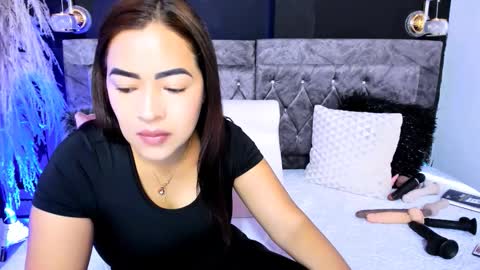 Natalia online show from September 2025 07:08:02 PM