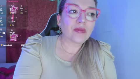 Snapshot of naty__mature_ chatting on January 2025 07:11:01 AM Nataly online show from January 2025 07:11:01 AM