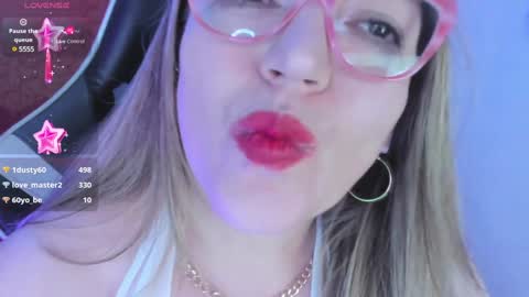 Snapshot of naty__mature_ chatting on January 2025 01:04:02 AM Nataly online show from January 2025 01:04:02 AM